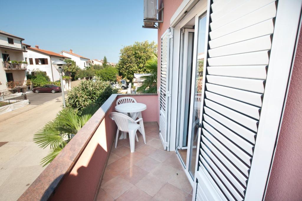 Apartments Maric With Parking Умаг Номер фото