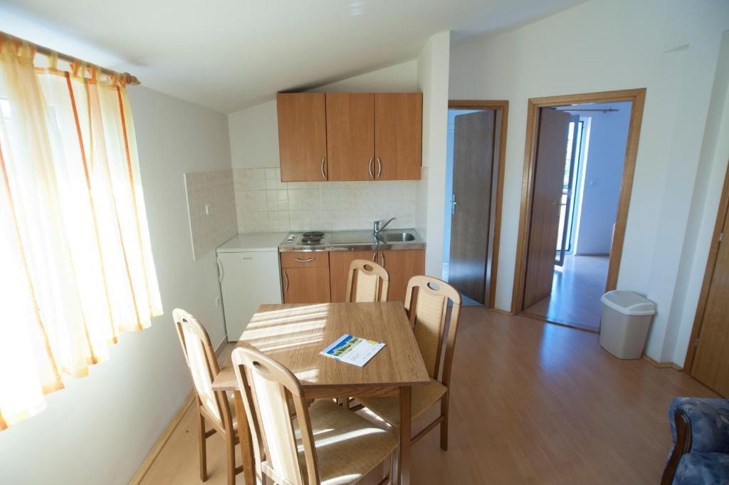 Apartments Maric With Parking Умаг Номер фото